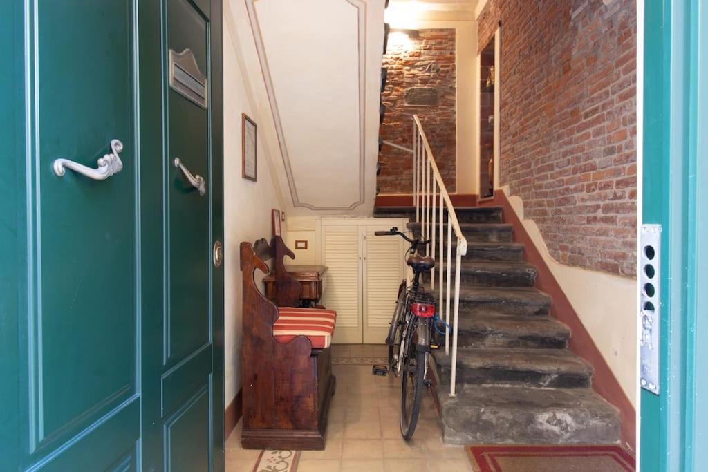 Apartamento 50 Metri Duomo Di Lucca Self Check-In E Wi-Fi Exterior foto