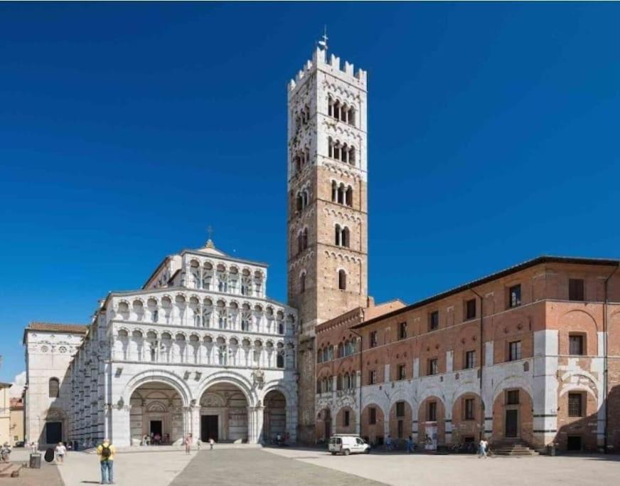 Apartamento 50 Metri Duomo Di Lucca Self Check-In E Wi-Fi Exterior foto