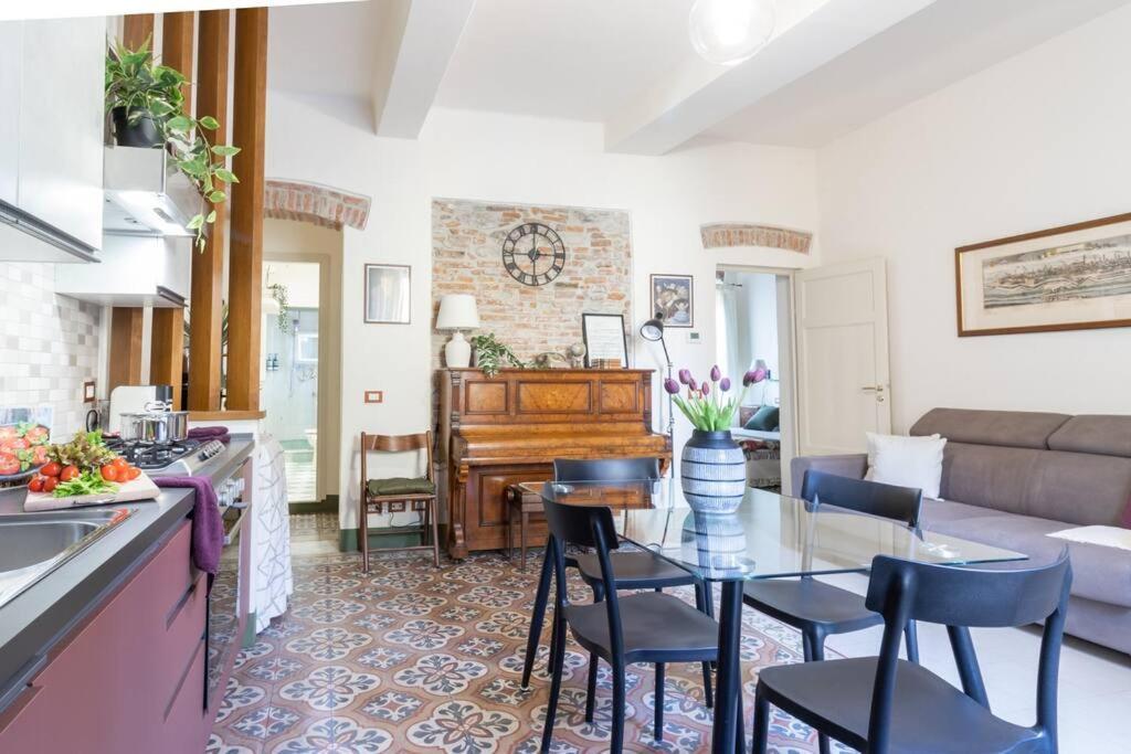 Apartamento 50 Metri Duomo Di Lucca Self Check-In E Wi-Fi Exterior foto