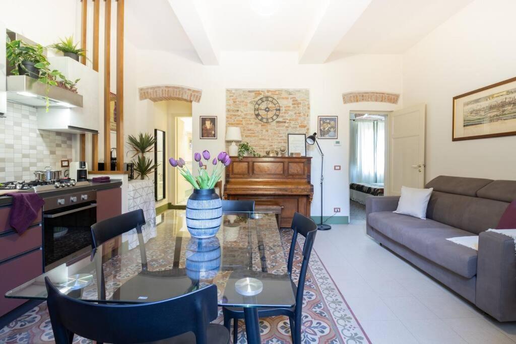 Apartamento 50 Metri Duomo Di Lucca Self Check-In E Wi-Fi Exterior foto